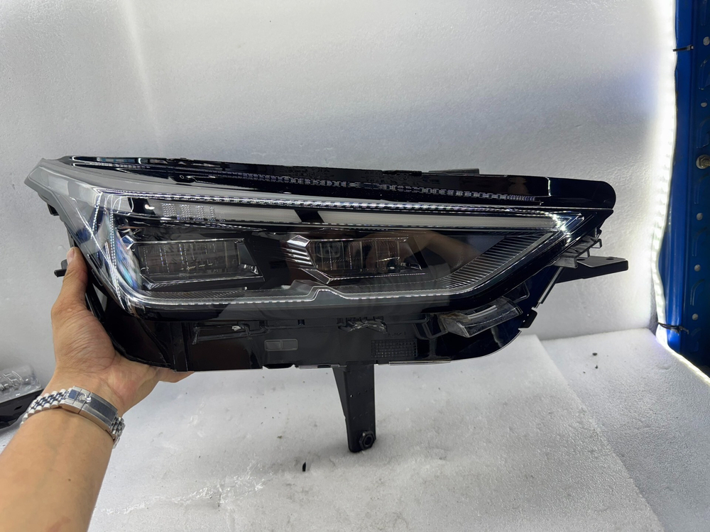 Передняя правая фара LED для GAC Trumpchi GS4 (оригинал)
