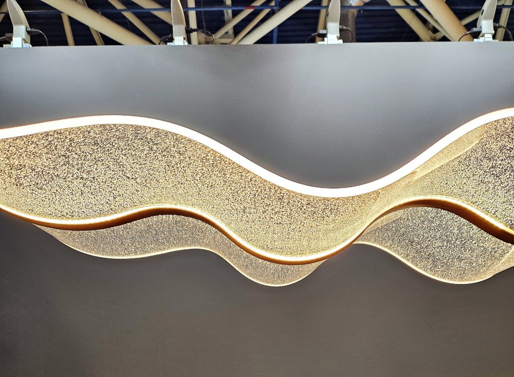 люстра Larseric L200