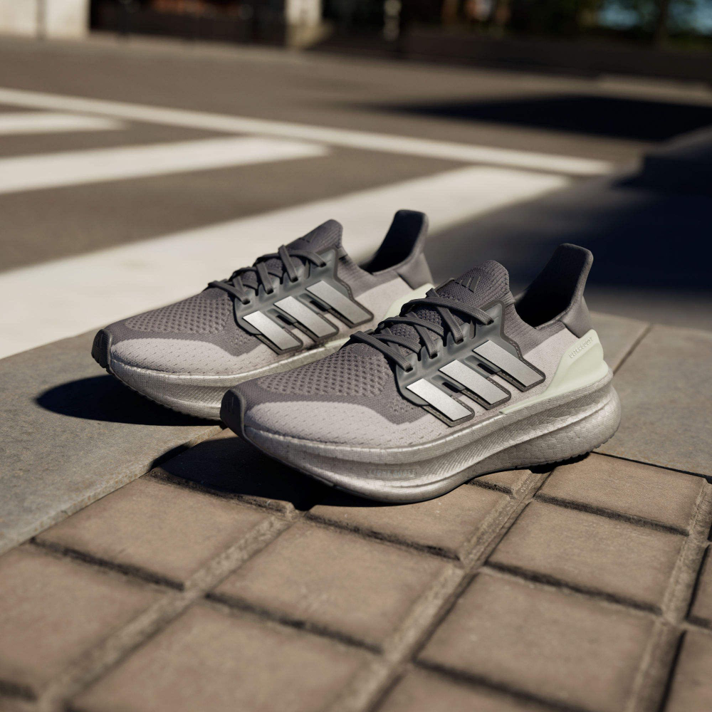 Кроссовки adidas Ultraboost 5.0 W