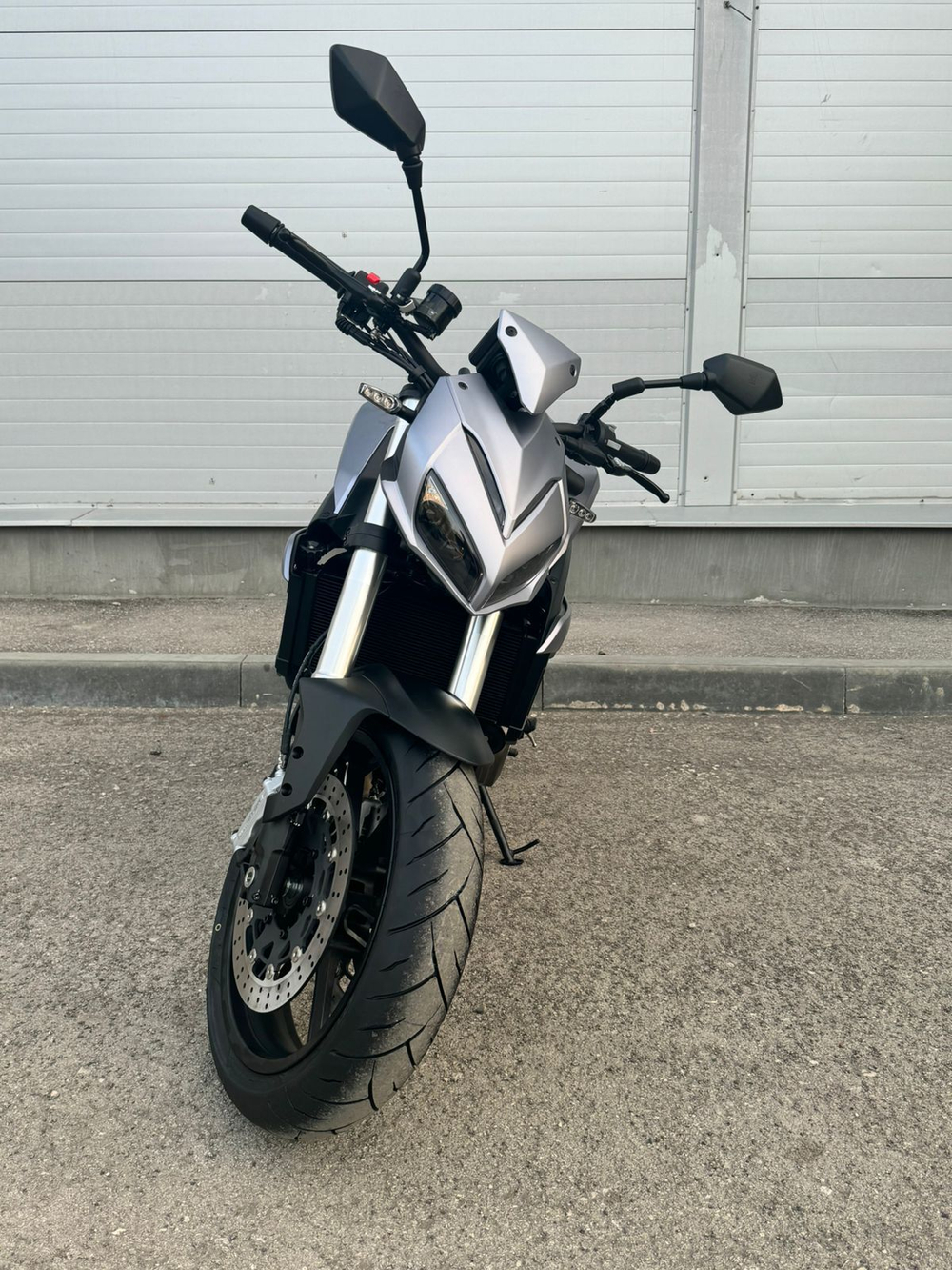 QJMOTOR SRK 700 (Серый)