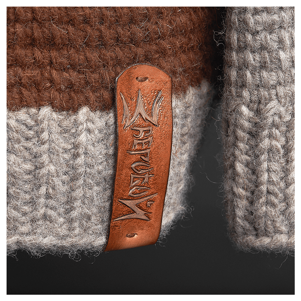 Шерстяной свитер «Сибирский душегрей» волк