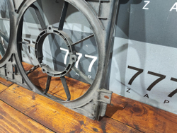 Диффузор радиатора VAG 1K0121205AD Б/У Оригинал 1K0121205AD