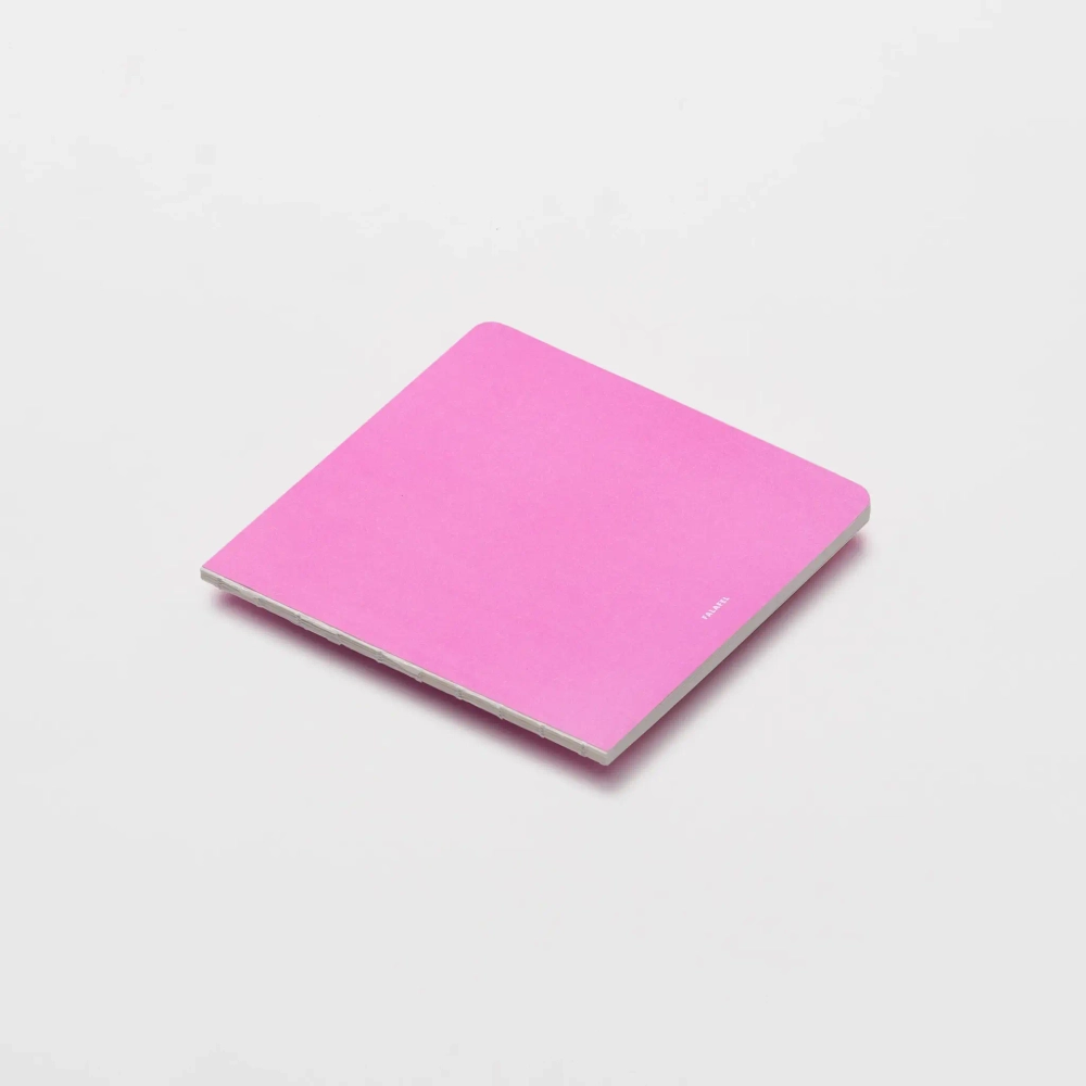 Скетчбук для маркеров и линеров 19×19 Bubblegum