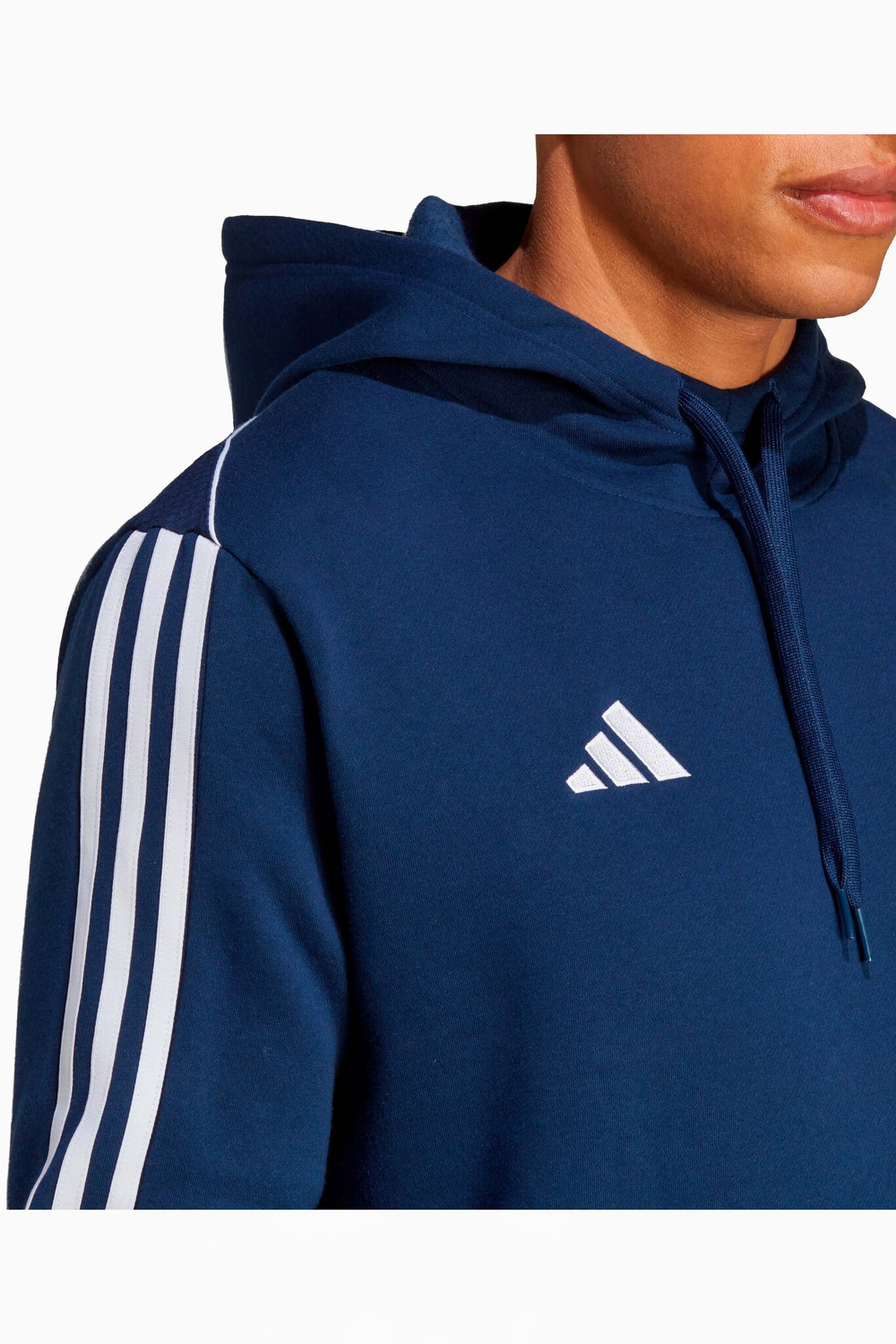 Sweat adidas nike store