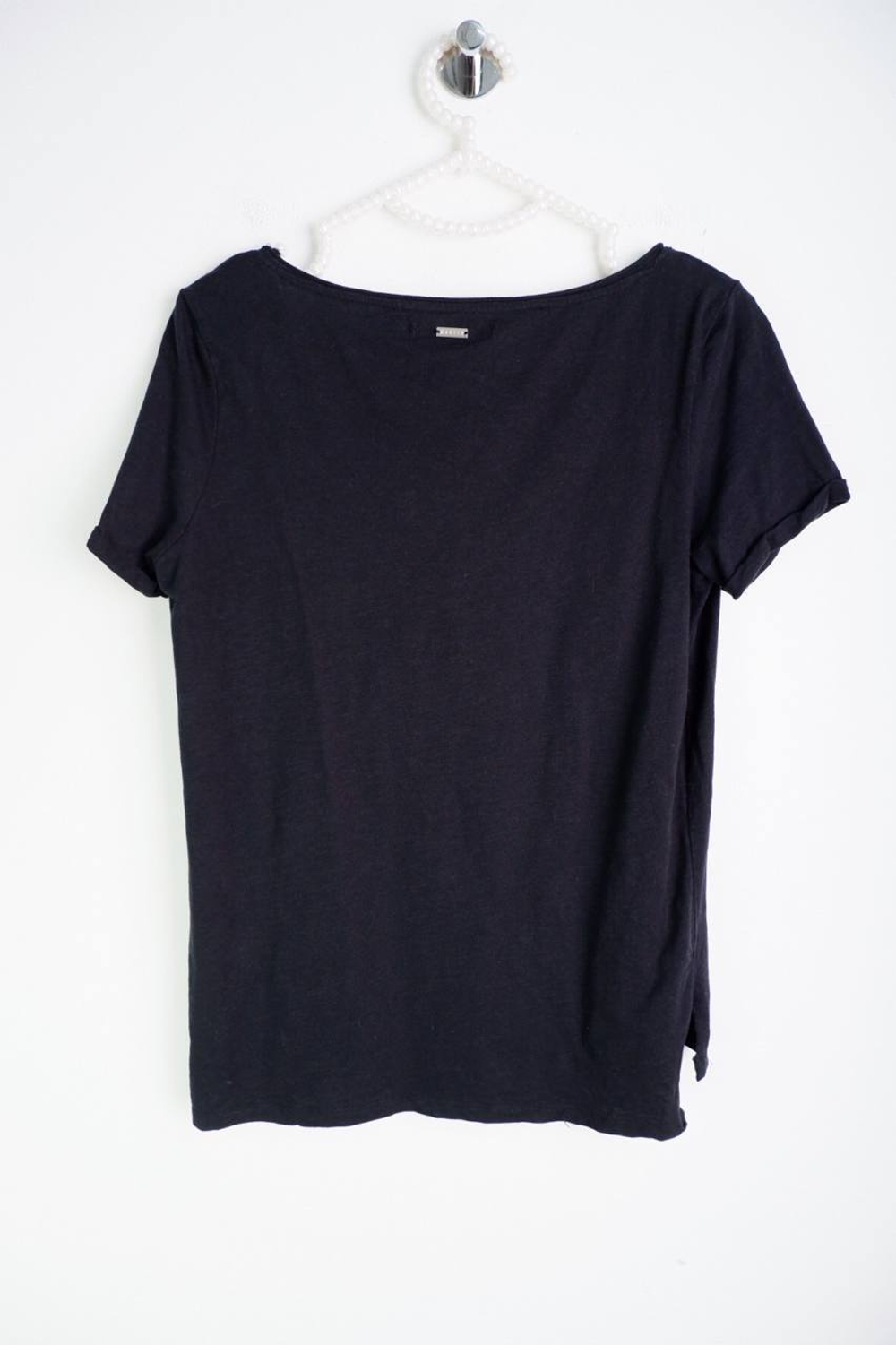 Футболка Mohito базовая, маркировка ХXS, визуально на 40 размер