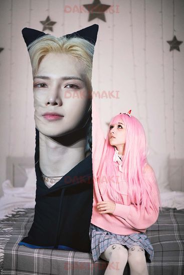 Дакимакура Кан Есан из Эйтиз арт. 1060