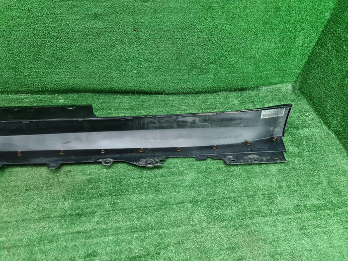 Накладка порога правая BMW M4 F82 F83 (2014-2017)