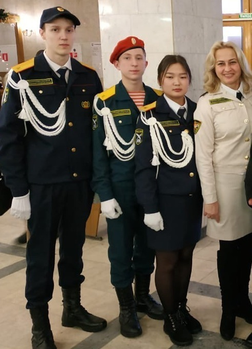 Пошив военной формы, кадетской.