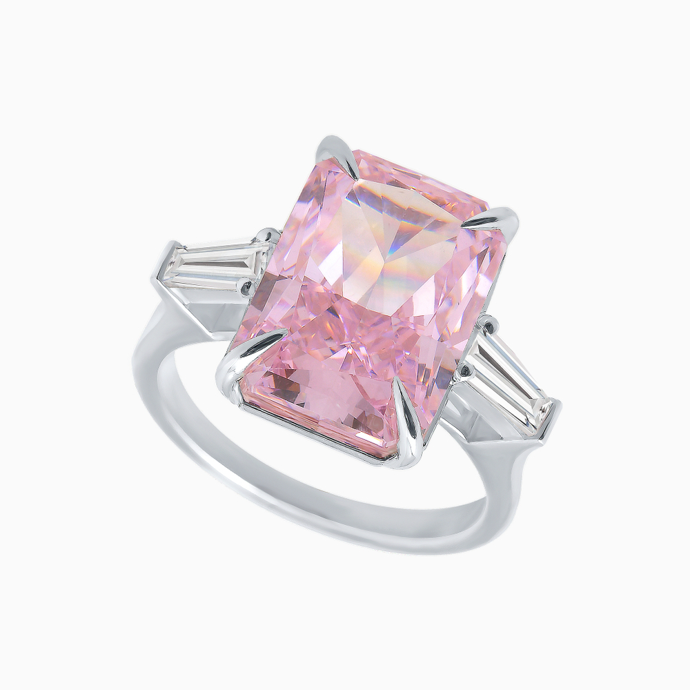 Серебряное кольцо с фабулитом (Fancy Pink) огранки октагон.