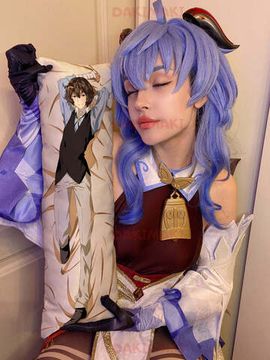 Мини дакимакура Дазай Осаму из Великий из бродячих псов арт. M0289, 60х20 см