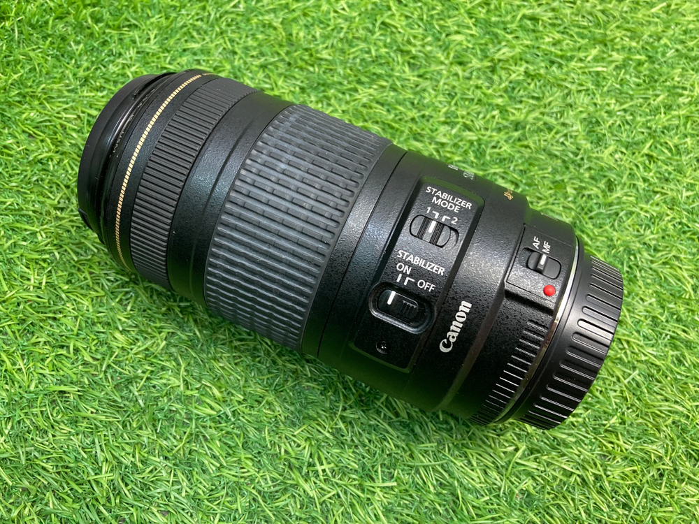 Canon EF 70-300mm 4-5.6 IS USM