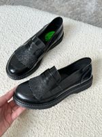 Кожаные туфли, 33