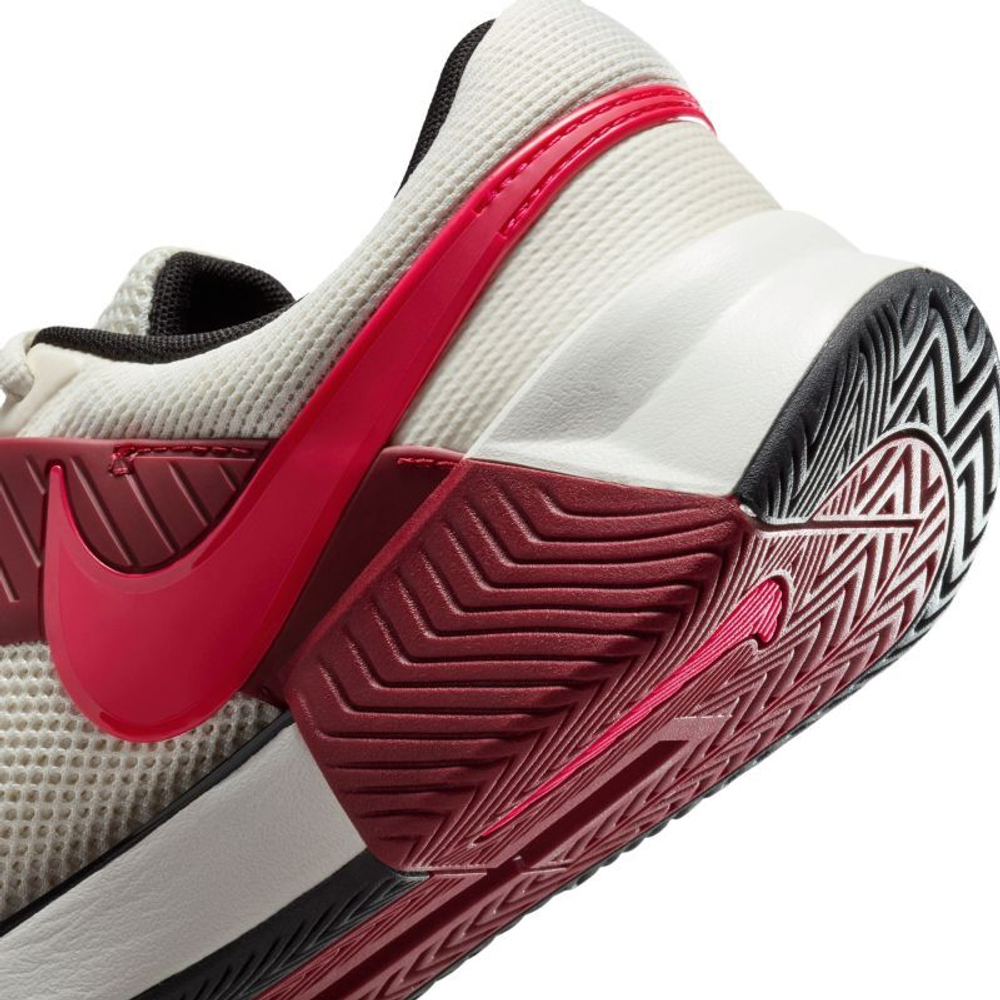 Женские теннисные кроссовки Nike Zoom GP Challenge 1 - pale ivory/rush pink/sail/team red