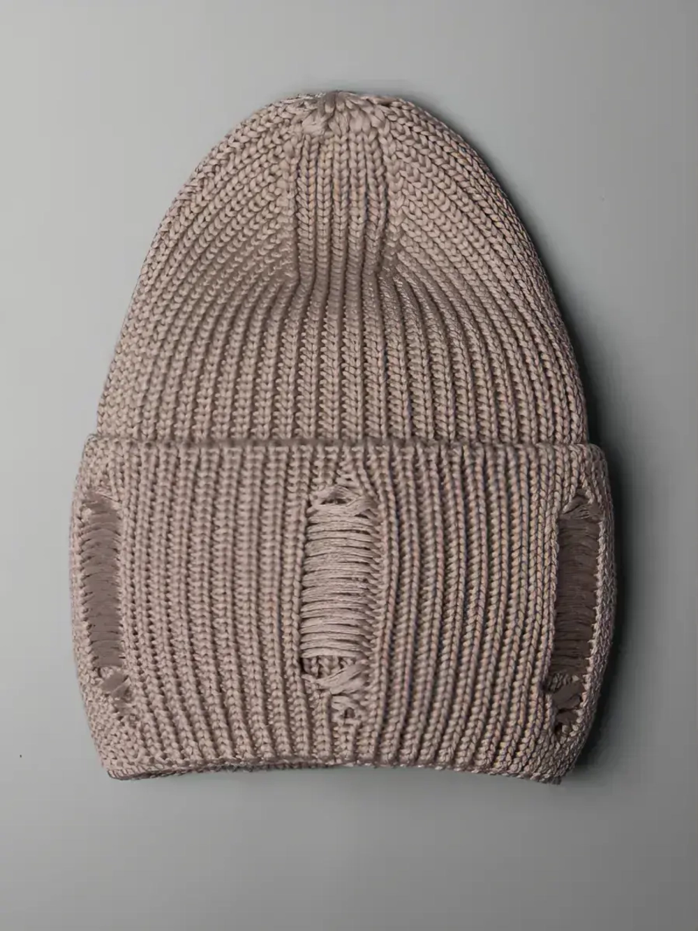 Шапка женская на осень рваная