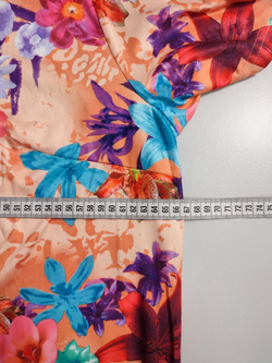 Блуза с красивым принтом 52 размер