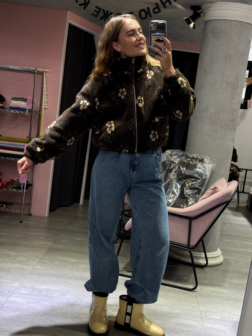 Бомбер Chocolate floral