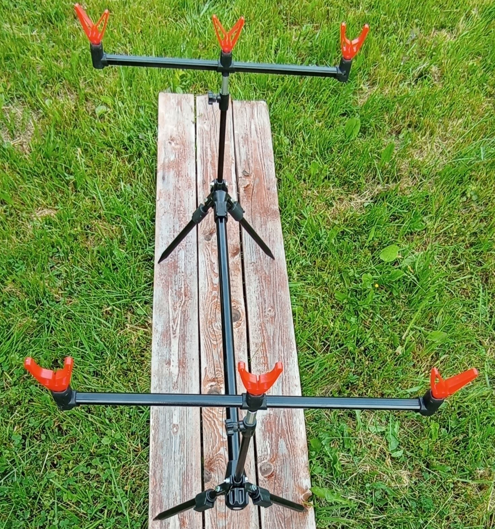 Под для рыбалки Jin Tai ,род-под для удилищ, держатель для удочек, подставка для 3 удилищ. "Ушки" на резьбе.