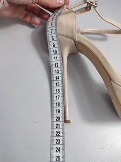 Босоножки Tanca кожаные 38 размер