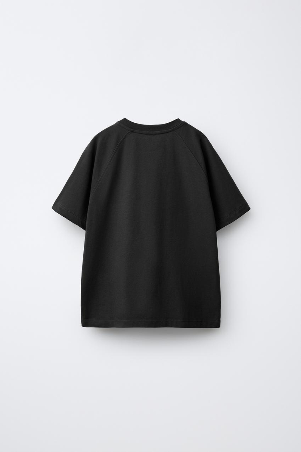 ZARA КОМПЛЕКТ ИЗ ФУТБОЛКИ И ШОРТОВ, ЧЕРНЫЙ