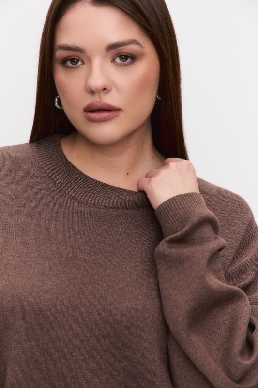 Джемпер вязаный с круглым вырезом, трюфель
