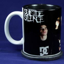 Кружка Suicide Silence ( фото группы на чёрном фоне )