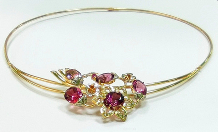 Колье Эстерелла золото 750, турмалин, бриллианты, сапфиры, рубины.