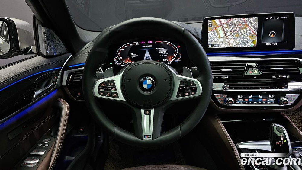 BMW 5 Series (G30) M550i xDrive (01.2022)
