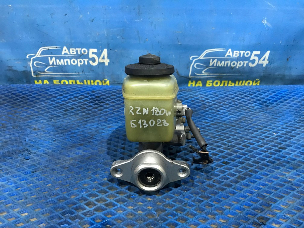 Главный тормозной цилиндр TOYOTA HILUX SURF 1995-2002