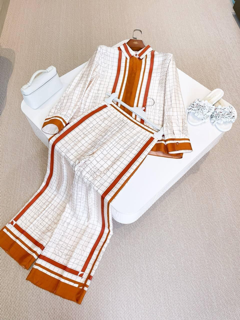 Костюм Hermes