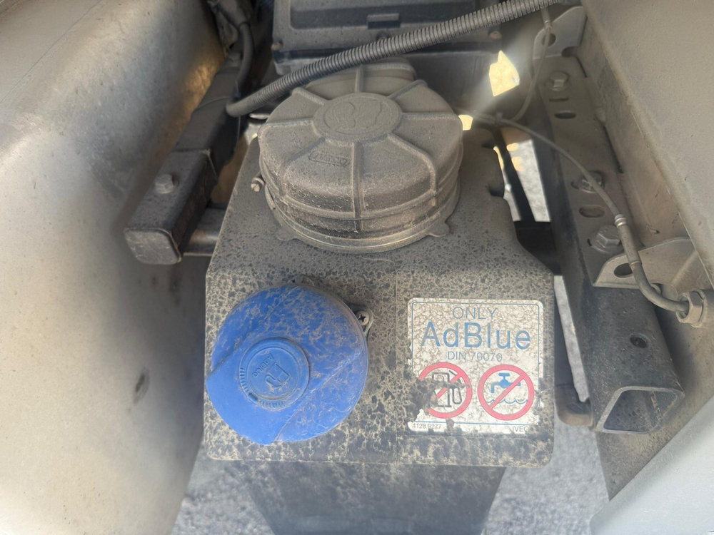 Бак AdBlue в сборе