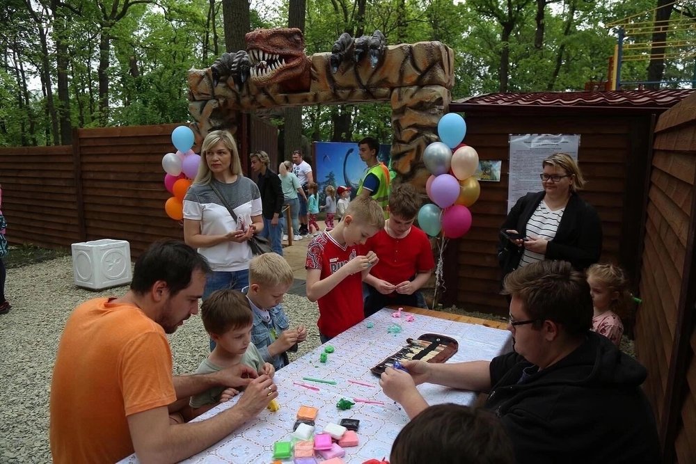 Входная арка Дино