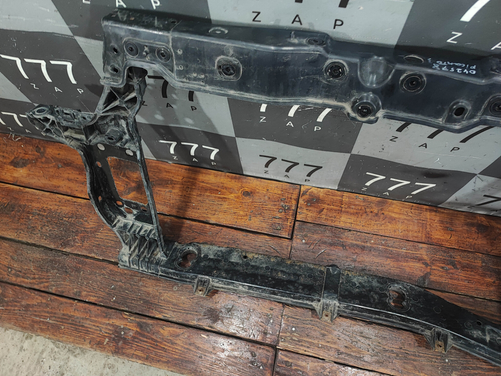 Панель передняя Kia Picanto 3 (JA) 17-нв Б/У Оригинал 64101G6000