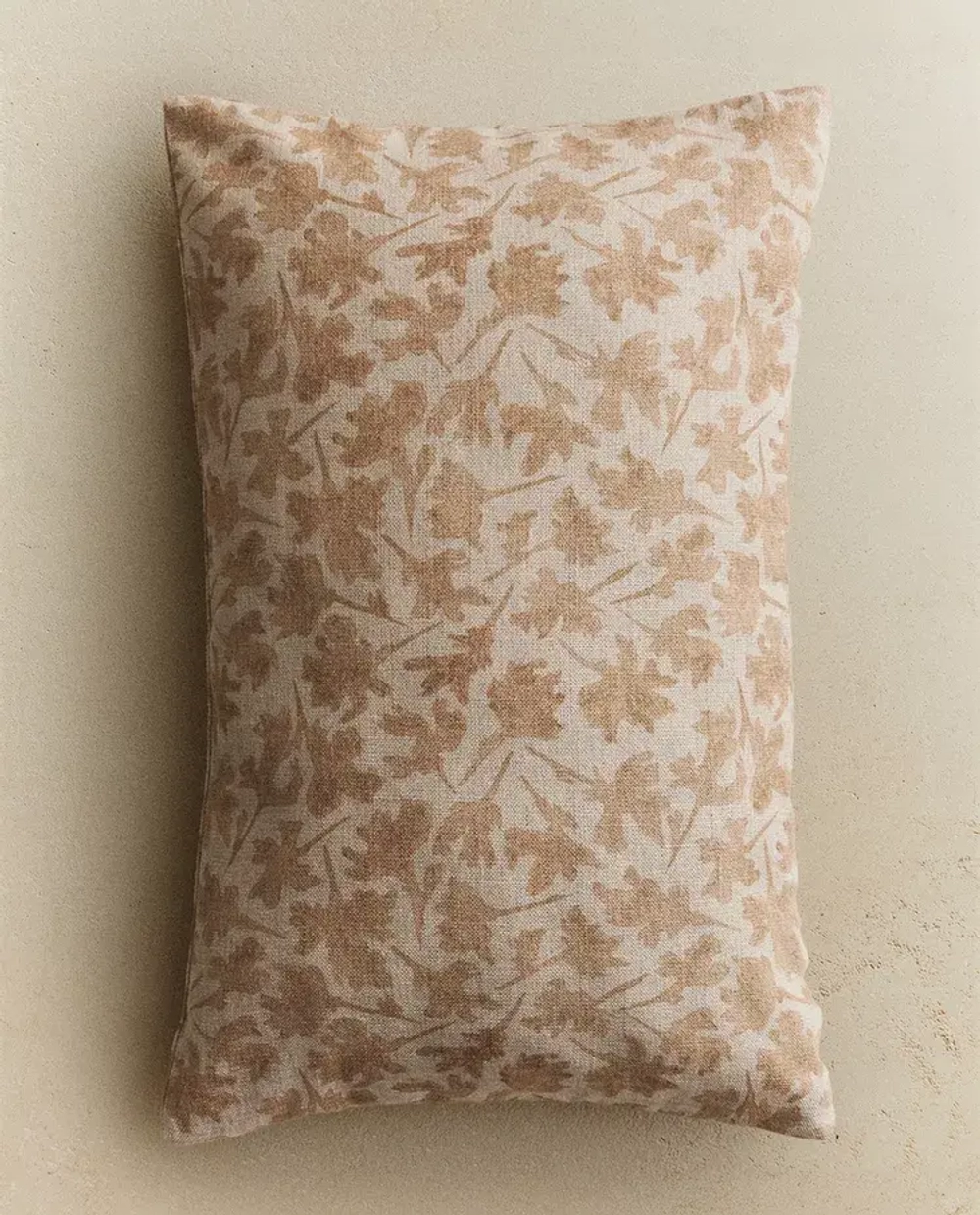 ZARA HOME НАВОЛОЧКА ДЛЯ ДЕКОРАТИВНОЙ ПОДУШКИ С ЦВЕТОЧНЫМ УЗОРОМ, РОЗОВЫЙ