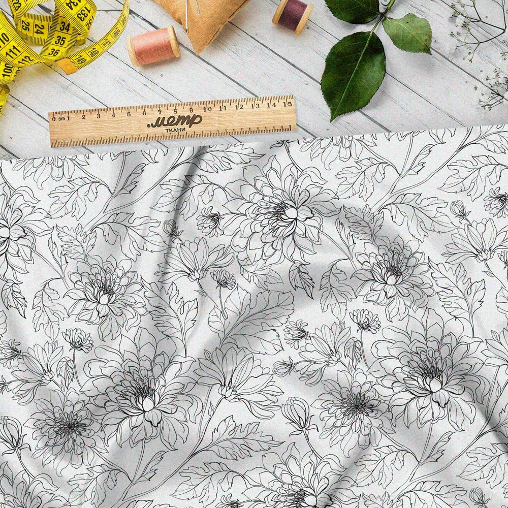 Ткань бифлекс нарисованные георгины на белом фоне