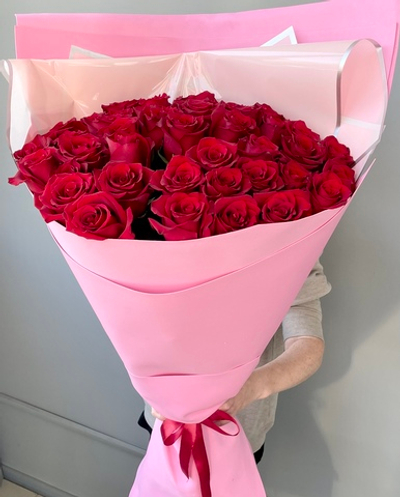 Роза Эквадор красная 60 см