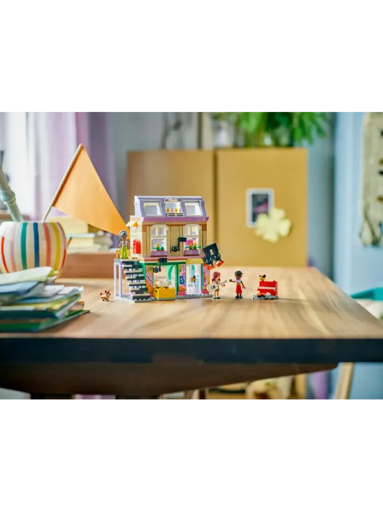 Конструктор Friends 42653 Музыкальный магазин и апартаменты