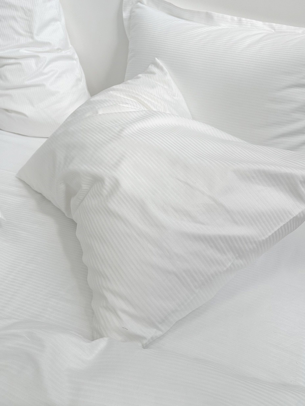 Наволочка STRIPE SATIN