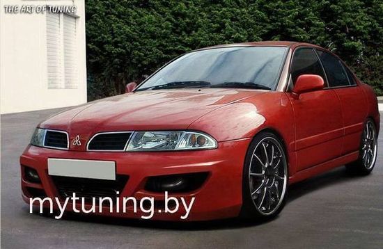 Передний бампер Mitsubishi Carisma II