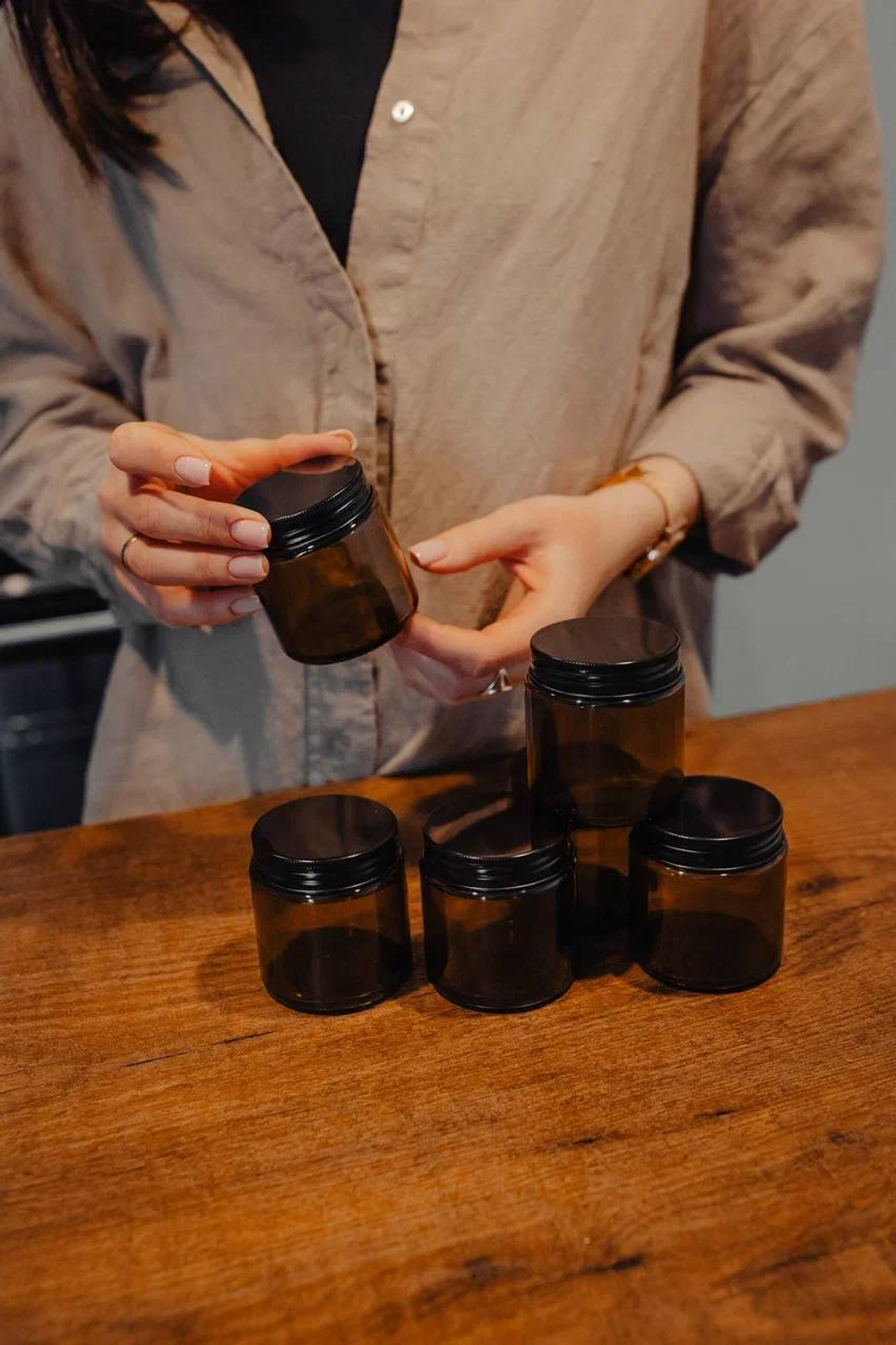 Светло-коричневые банки 120 мл с крышками, 25 шт