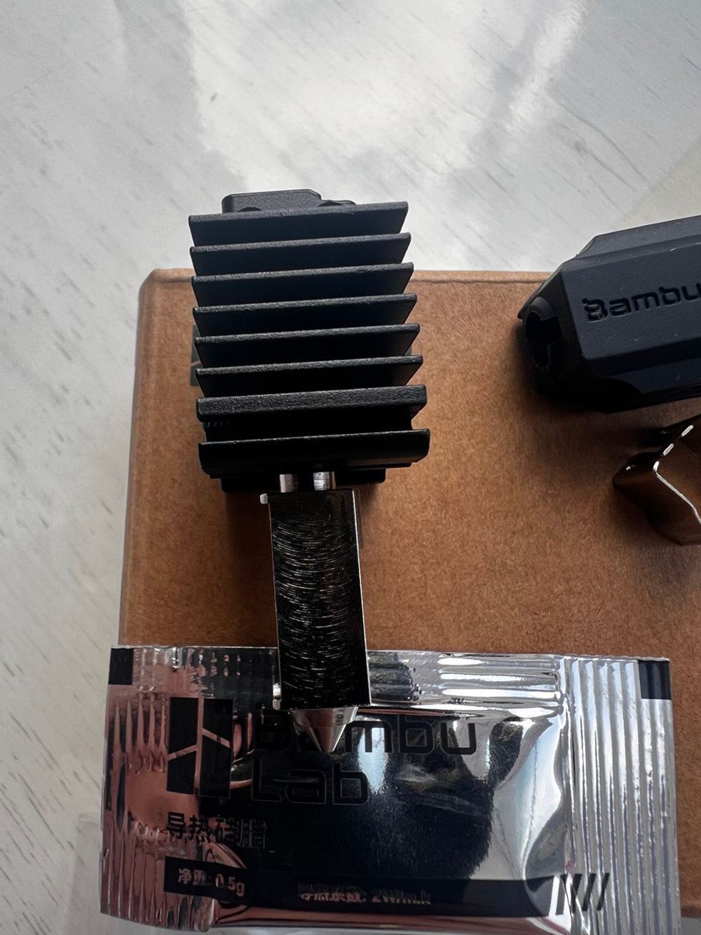Хотэнд с соплом 0,6 мм из закаленной стали для 3Д принтера Bambu Lab X1 Series & P1 Series (FAH005-N-1)