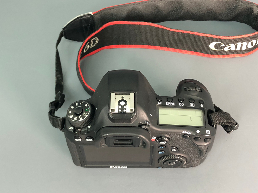 Canon EOS 6D 67.000 Кадров