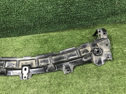 Кронштейн передней панели BMW X5 F15 X6 F16 (2013-2018)