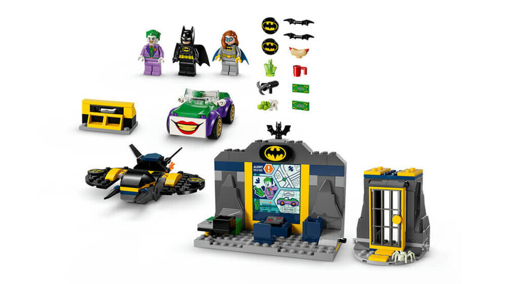 Конструктор LEGO Batman 76272 Бэтпещера с Бэтменом, Бэтгерл и Джокером