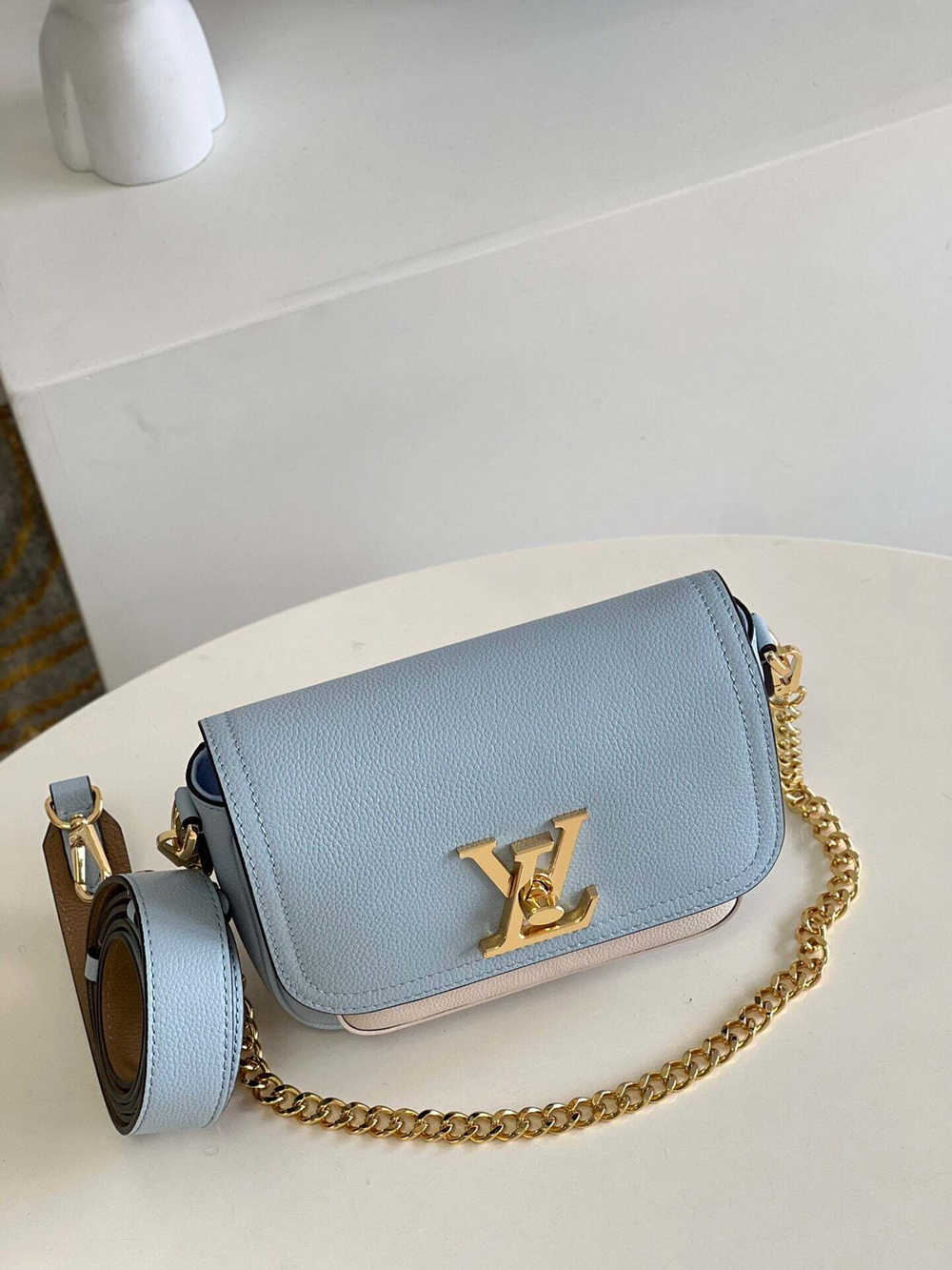 Louis Vuitton Lockme Tender