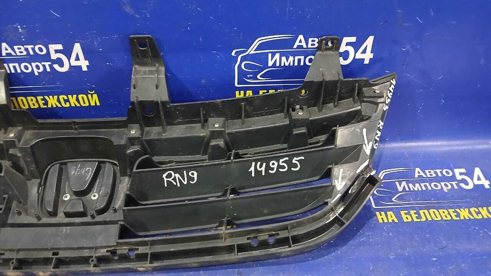 Решетка радиатора Honda STREAM 2006-2009