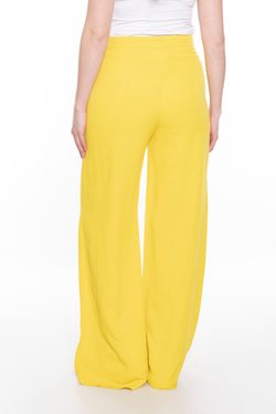 СТРУЯЩИЕСЯ БРЮКИ ИЗ ВИСКОЗЫ И ЛЬНА