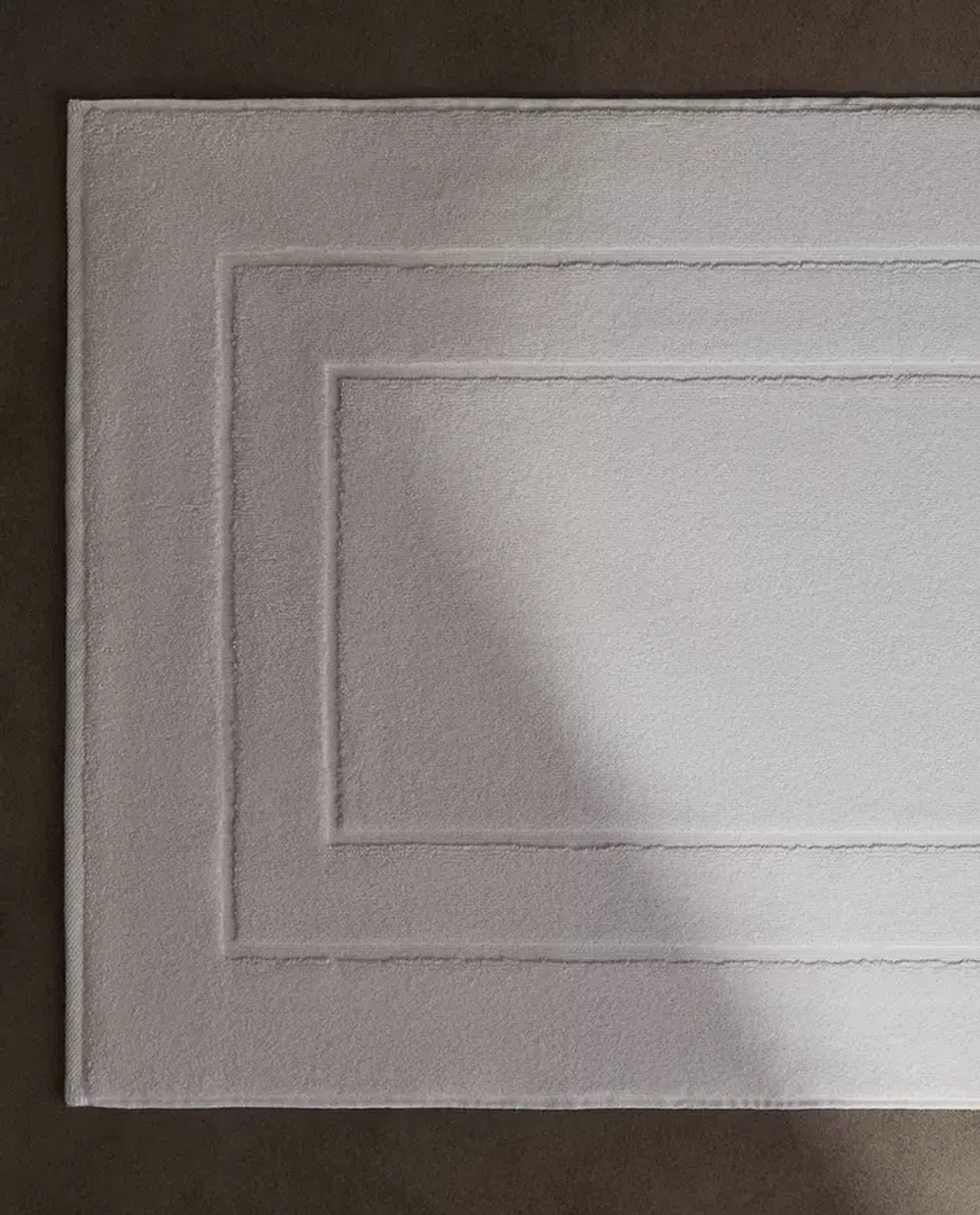 ZARA HOME ХЛОПКОВЫЙ НЕСКОЛЬЗЯЩИЙ КОВРИК ДЛЯ ВАННОЙ, БЕЛЫЙ