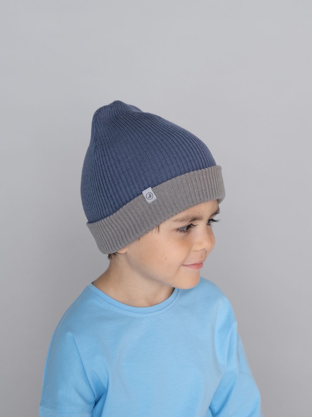 Шапка вязаная хлопковая ТВИНС(Синий пепел, пепельный)
