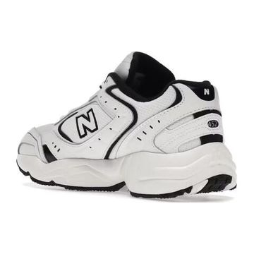 New Balance NB 452 Бежевые кроссовки Низкие Женские