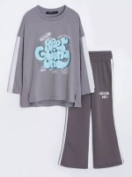 Серый костюм оверсайз для девочки